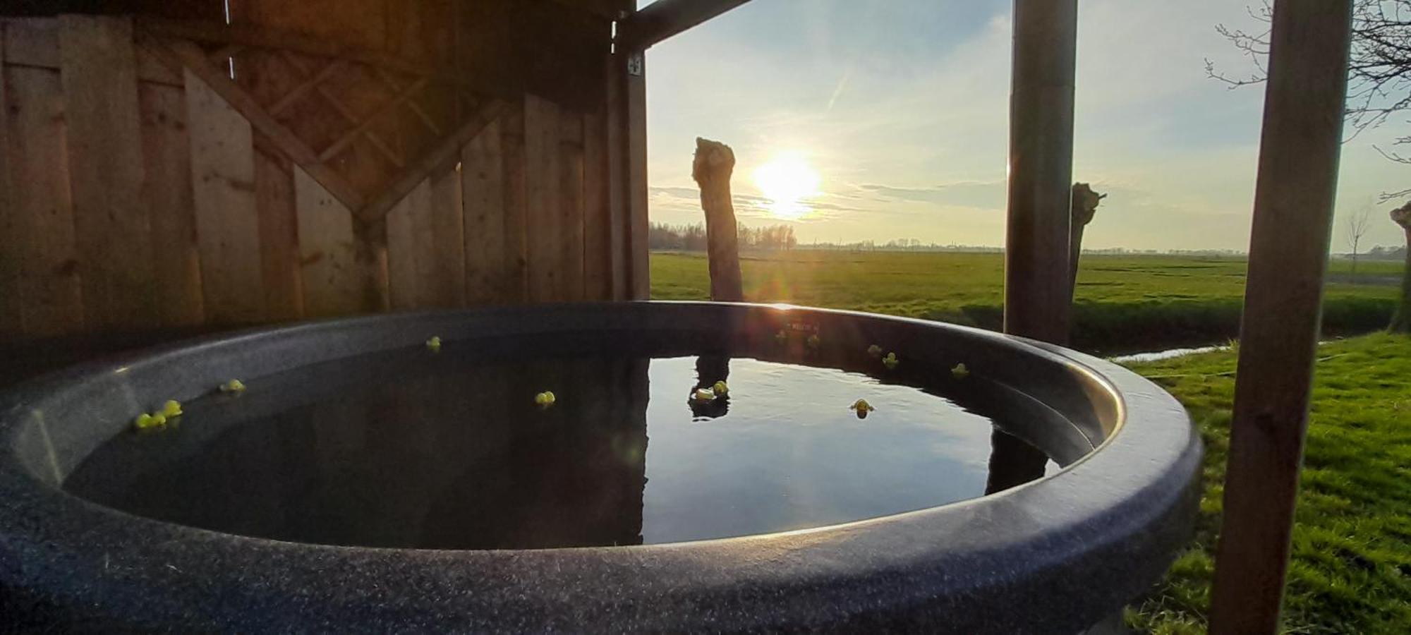 Stacaravan Op De Paardenboerderij Sneek Esterno foto